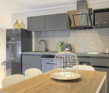 La Tour-de-Salvagny, 69890 - Photo 2