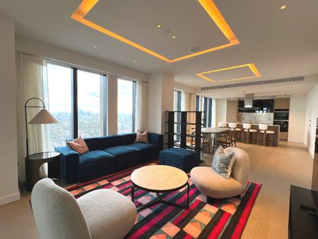 Apartment , River Park Tower, Nine Elms Lane, London - Photo 2