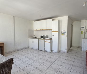 Climatisation, Chauffage Basse Consommation et Mobilier Inclus – St... - Photo 2