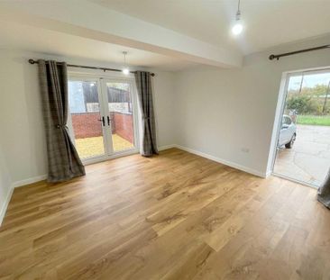 3 bedroom barn conversion to rent - Photo 3