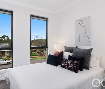 Open The Door To Family Space & Easy City Living - Photo 2