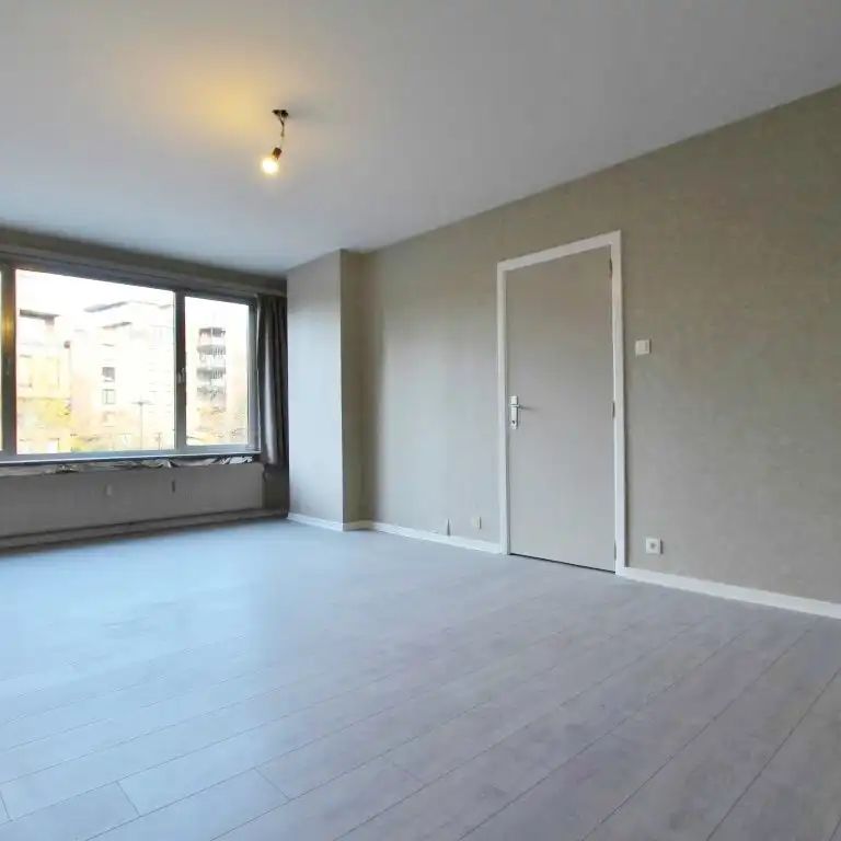 Appartement op rustige locatie in centrum Sint-Truiden - Photo 1