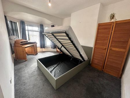 4 bedroom house to rent - Photo 2