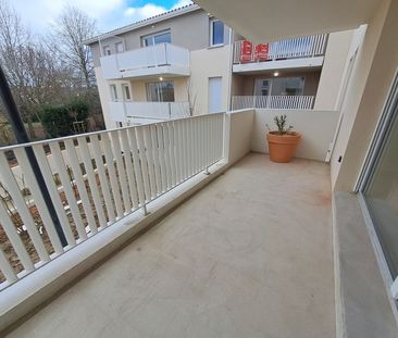 Location Appartement 3 pièces 66m² BRUGUIERES 31150 - Photo 2