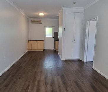 Renovated & Handy to Central Albury - Photo 6