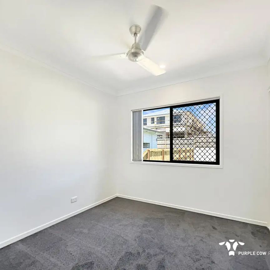 “Huge, split-level living! A must see.” - Photo 1