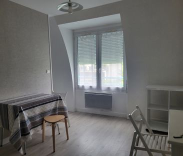 POITIERS: Route de gencay studio meublé de 20.59 m² avec parking - Photo 4