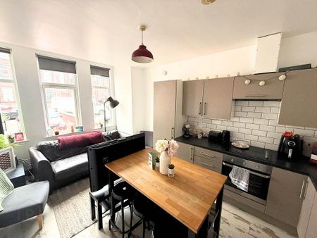 Apartment 1 Stranmillis Road, Belfast, BT9 5AE - Photo 4