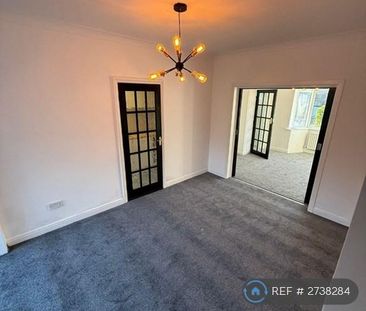 3 bedroom terraced house to rent - Photo 3