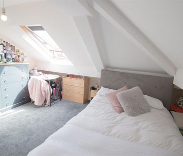Grimthorpe Place, Headingley, LS6 3JT, Leeds - Photo 2