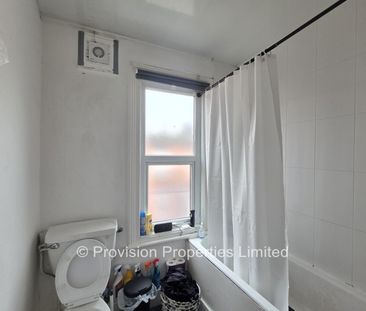 2 Bedroom Student Property - Photo 5