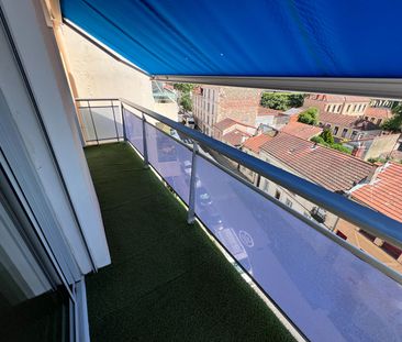 Location Appartement 2 pièces 45m² - Photo 4