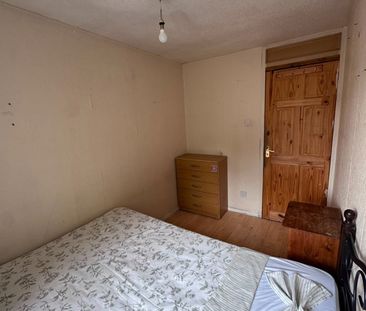 Room in a Shared House, Clifford Road, E16 - Photo 6