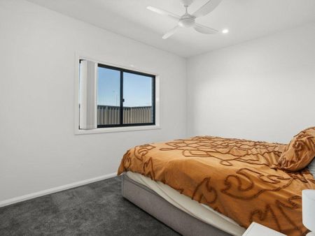 Spacious Family Home with Quality Finishes in a Sought-After Location - Photo 3