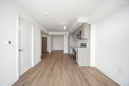 For Lease - 1010 Sandy Beach Road Unit# 1507, Pickering, Ontario - Photo 3