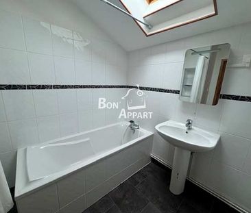 Location Appartement 2 pièces 53m² ST PRIVAT LA MONTAGNE 57855 - Photo 3