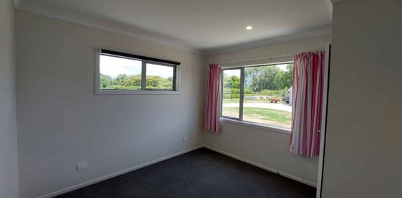 3 Bedrooms in Matangi - Photo 2