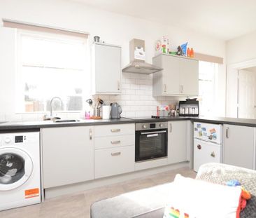 1 bedroom flat to rent - Photo 6