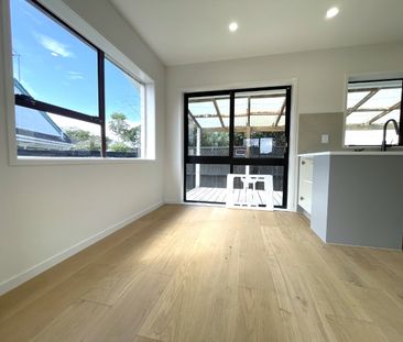 Recently Renovated 3-Bedrooms Home in Quiet Sunnyhills Cul-de-Sac - Photo 6