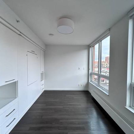 1/2 Month OFF! STUDIO - Pet Friendly, 24h Security, Gym + More! - Photo 3