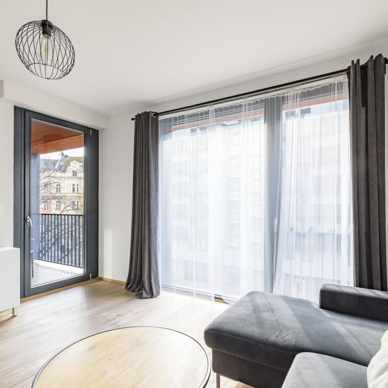 Pronájem bytu 2+kk 55 m2 - Фото 1