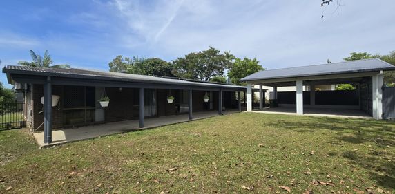 2 Lomond Close, Edge Hill QLD 4870 - House For Rent | Domain - Photo 2