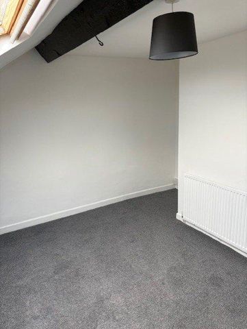 4 bedroom terraced house to rent - Photo 2