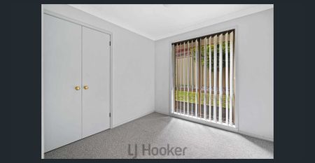 PERFECT FAMILY HOME! - Photo 4