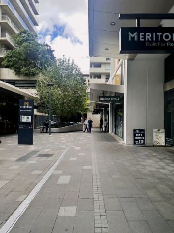 2 bed 2 bath with study - Photo 4