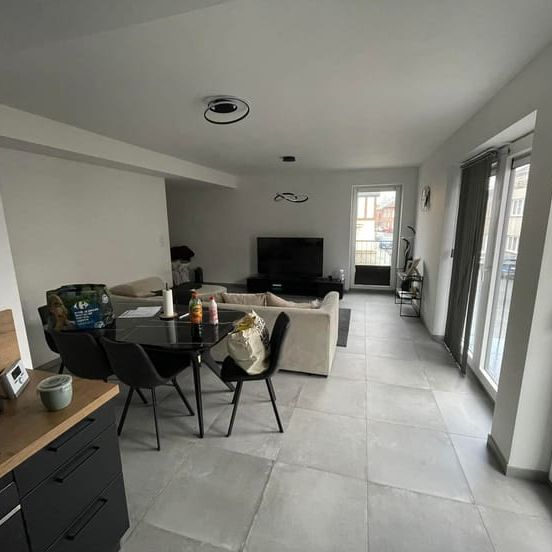 Appartement te huur - Photo 1