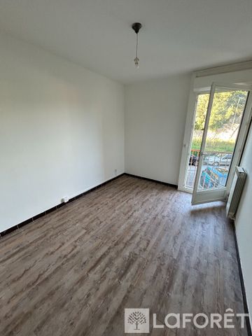 Apartment - Photo 2