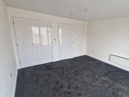 Flat to rent on - Photo 5