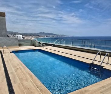 Piso de alquiler en Passeig del Mare Nostrum, Port - Photo 1