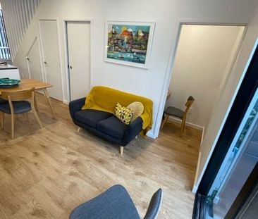 FULLY FURNISHED 2 bedroom Paddington apartment - Photo 6