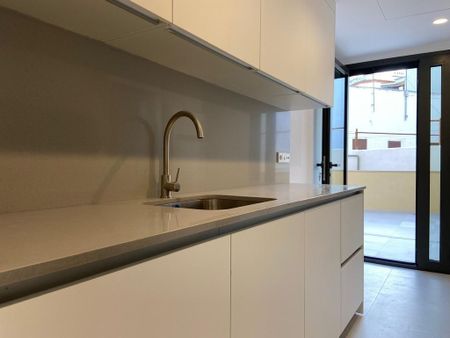 2 room luxury Flat for rent in Palma de Mallorca, Balearic Islands - Photo 2