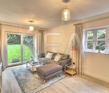 Balmore Park, Caversham, Reading, RG4 - Photo 1