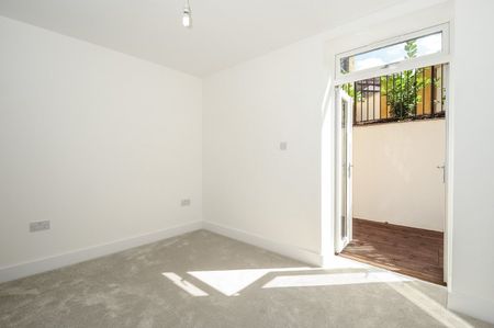 3 Bed Flat, Evering Road, E5 - Photo 3