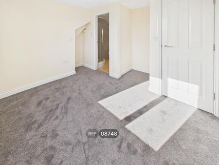 3 bedroom terraced house to rent - Photo 3