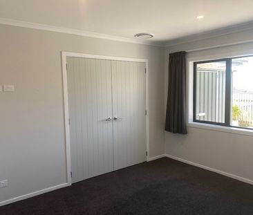 5 Rotorua Grove, Aotea - Photo 6
