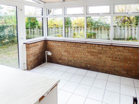 3 bed semi-detached house to rent in DH8 - Photo 2