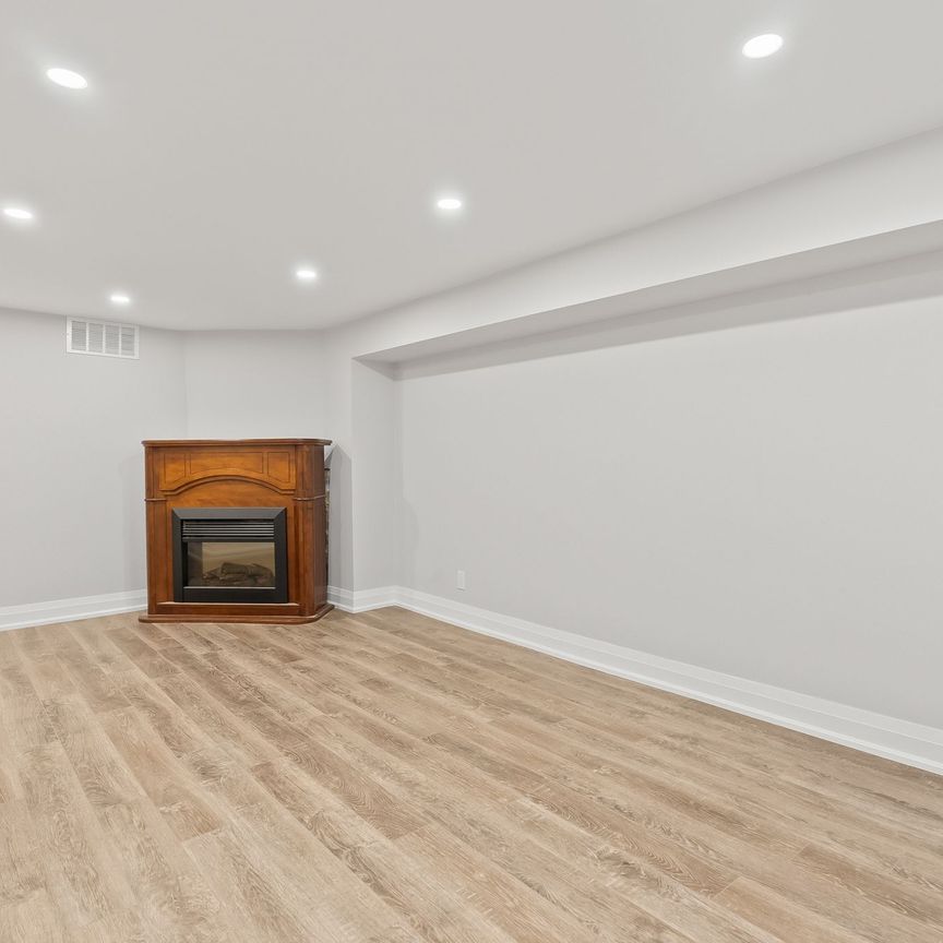 For Lease - 124 Burcher Road, Ajax, Ontario - Photo 1