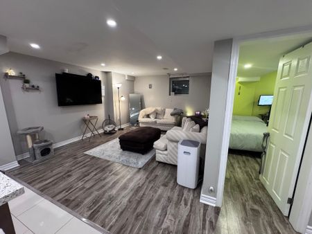 For Lease - 10 Templeton Court Unit# Bsmt, Brampton, Ontario - Photo 3