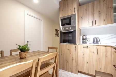 Carrer de Sueca, Valencia, Valencian Community 46006 - Photo 4