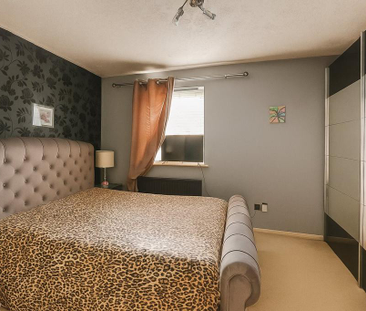 2 bedroom semi-detached house to rent - Photo 3