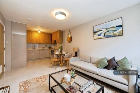 1 bedroom flat to rent - Photo 2