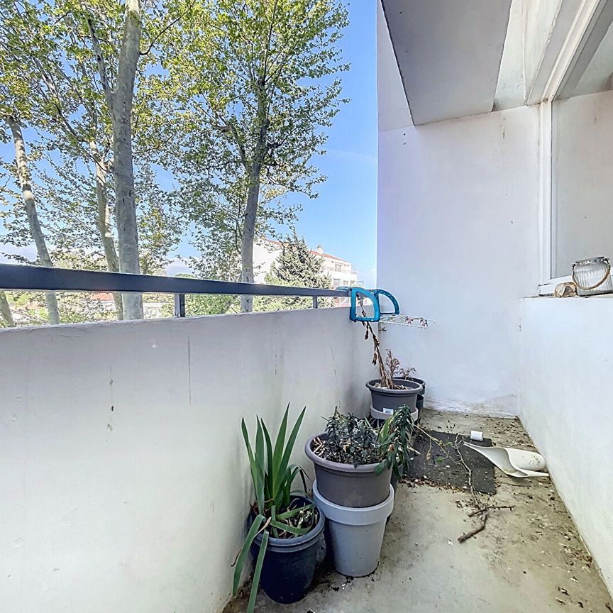location appartement meublé balcon 1 chambre, - Photo 1