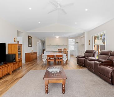 Relaxed Living In A Quiet Thurgoona Home - Photo 2