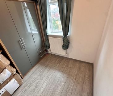 3 Bed Semi-Detached House, Galsworthy Road, S5 - Photo 5