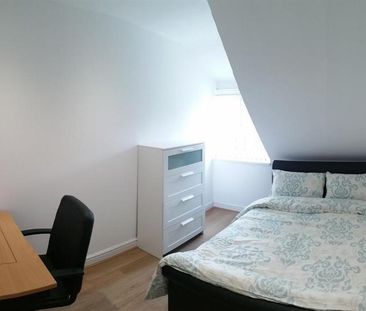 5 bedroom house to rent - Photo 1