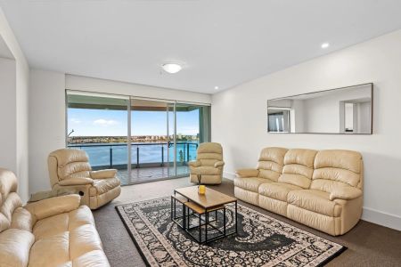 Luxury Resort-Style Living with Panoramic Swan River Views - Photo 5
